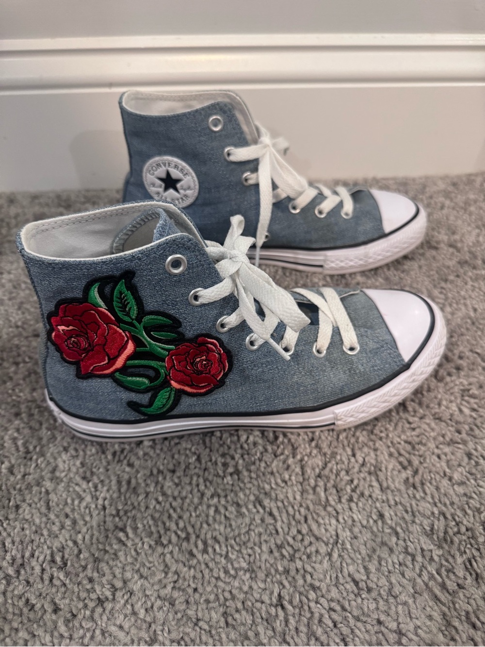 Converse Women’s High Top Sneakers in Light Blue with Red Rose Patch